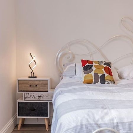 Flat 3, 161 Crescent Road - Luxury Apartment อ็อกซ์ฟอร์ด ภายนอก รูปภาพ